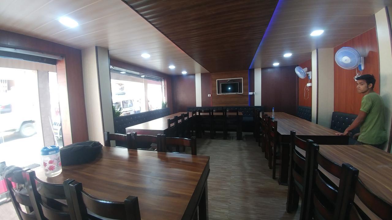 Hotel New Pandey Inn Ukhimath Exterior foto